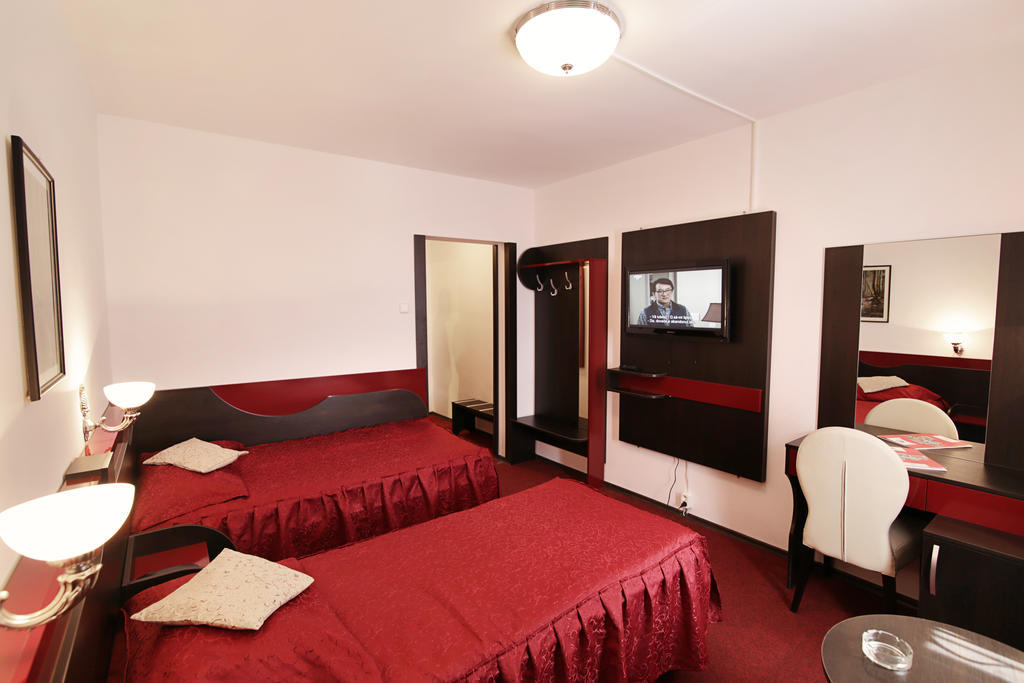Complex Balnear Cerbul Hotel Covasna Room photo